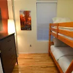Lovely Two Bedroom Apt