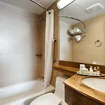 Brooklyn Way Hotel, Bw Signature Collection Hotel New York