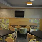 Ramada By Wyndham Staten Island Hotel