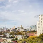 Red Lion And Brooklyn 3*