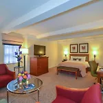 San Carlos Hotel 4*
