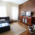 Luxury Living Apartment *