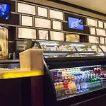 Marriott East Side Hotel