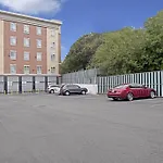 Americas Best Value Inn Brooklyn