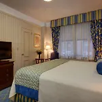 Wellington Hotel