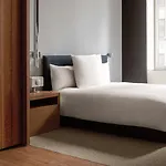 Andaz 5th Avenue, By Hyatt New York