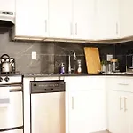 Fidi High Ceiling Apartment