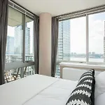 Three Bedroom Apartment With City View - Lincoln Center