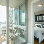Three Bedroom Apartment With City View - Lincoln Center