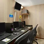 Hotel Days By Wyndham Jamaica / Jfk Airport New York