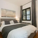 One-Bedroom Apartment Midtown
