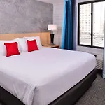 Red Lion And Brooklyn 3*