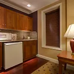 Wellington Hotel 3*