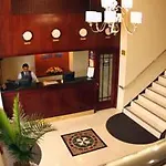 Days By Wyndham Jamaica / Jfk Airport Hotel New York
