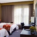 Hotel Opera House New York