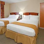 Hotel Red Lion And Brooklyn