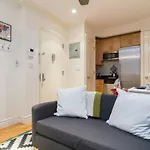 East Village Lovely Apartment