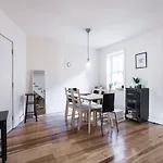 The Brooklyn House By Living Lab