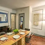 Chelsea Art Hostel