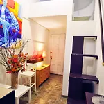 Chelsea Art Hostel
