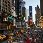 Francesco Times Square Apartment