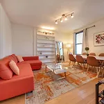 Soho Les 3 Bed Artist Loft