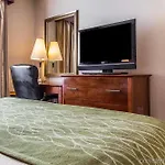 Avion Near Lga Airport, An Ascend Collection New York