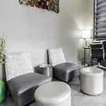 Red Lion And Brooklyn Hotel 3*