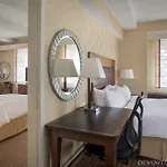 Marriott East Side Hotel New York