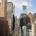 Marriott East Side Hotel 4*