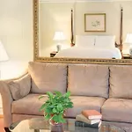 Roger Smith Hotel 3*