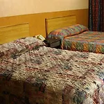 Linden Motor - Brooklyn Motel *
