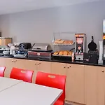 Hotel Red Lion And Brooklyn 3*