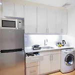 East 37Th Street Apt 3R