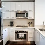Amazing Apartment- Walking Distance To Times Sq