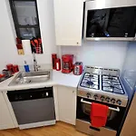 Stunning 2 Bed 2 Bath Ues Apartment Close To Museums