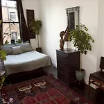 The Gallery House Hotel 2*