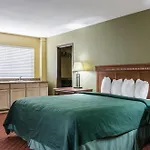 Par Central Motor Inn