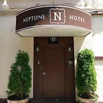 Neptune Hotel 2*