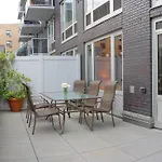 Sanctuary Nyc Retreats 4*