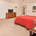 Luxury Living *