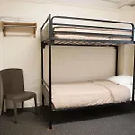 Flushing Ymca Hostel *