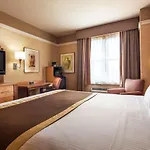 Nyma, The Manhattan Hotel New York