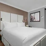 Hotel Executive Class At Mts New York