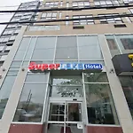 Super Lake Hotel