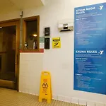 Hostel Flushing Ymca *