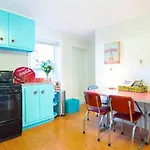 New York Apartment Sleeps 5 Air Con Wifi