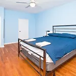 Corporate Suites On Upper East Side Apartment *