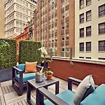 Hotel Artezen