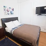 Central Two Bedroom Apartment In Times Square